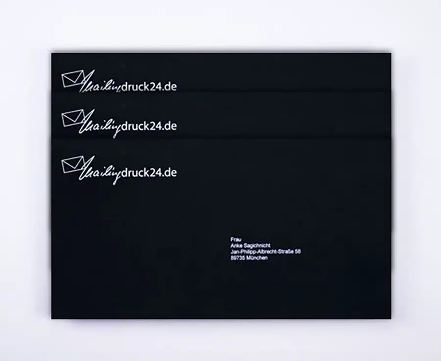 antworkuvert-din-lang-weissdruck Weißdruck auf schwarzem Umschlag - diese Briefe bekommen Aufmerksamkeit!