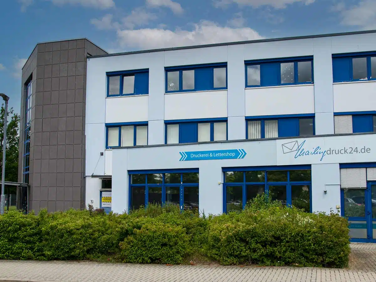 Unser Lettershop-Standort in Erfurt. Hier produzieren wir Ihre Mailings , Postkarten und Selfmailer